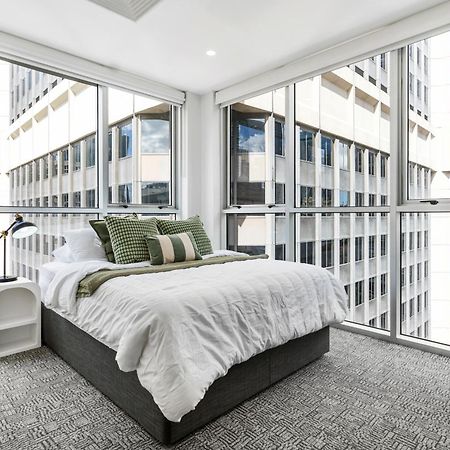 Spectacular William St Apartment - Sleeps 12 Melbourne Exteriör bild